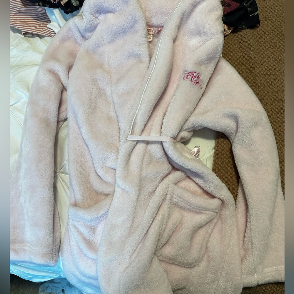 light pink victorias secret robe